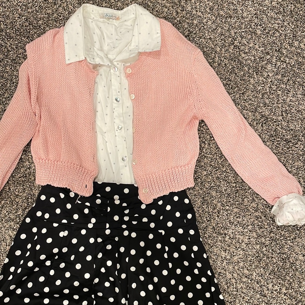 Full outfit (sold together)
